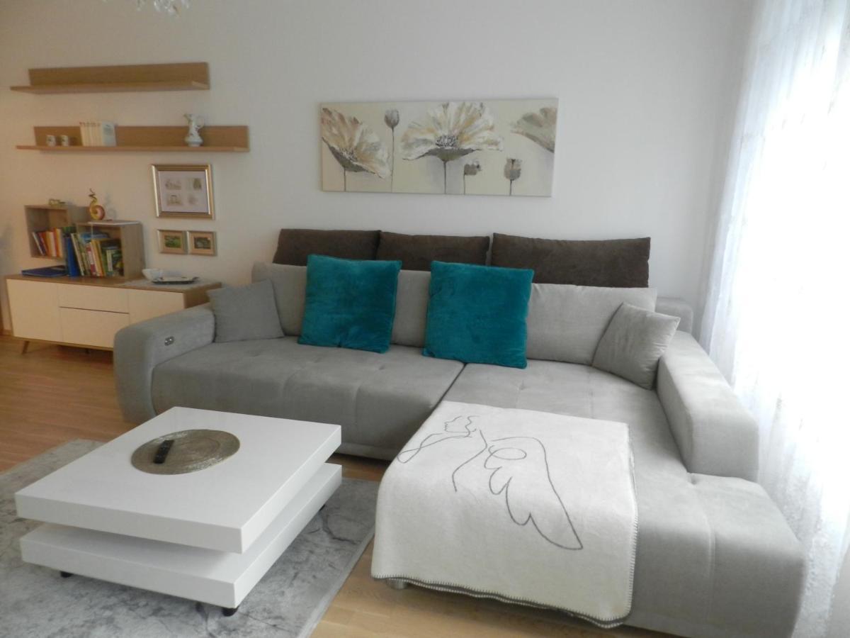 Ferienwohnung Danubia Λιντς Εξωτερικό φωτογραφία